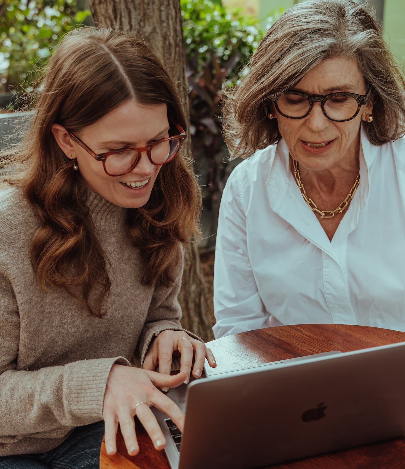 RURALWOMAN_SHOOT2_WEB HERO_